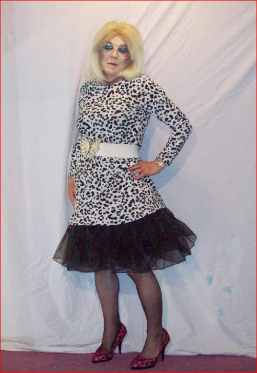 Mature T-girl escort Christina